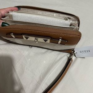 New Guess clutch wallet zipper